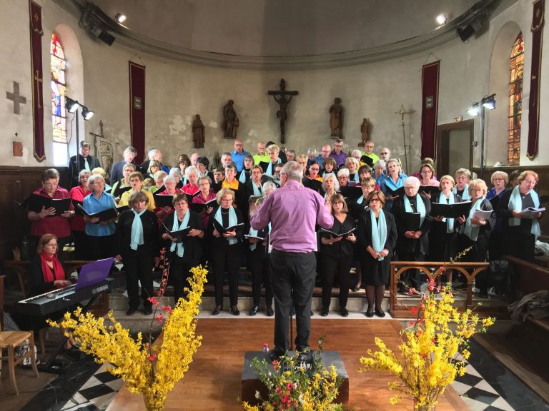 Deux chorales pour aider l’association  » Rétina « .