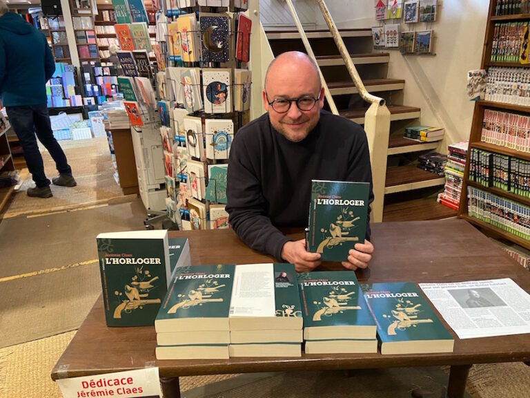 Honfleur : séance de dédicace à la librairie « À plus d’un titre »