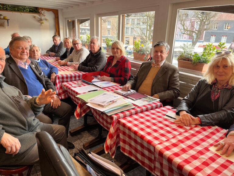 Honfleur : Assemblée générale des membres de la confrérie du « Trou Normand »…