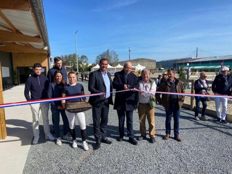 Honfleur : inauguration officielle du restaurant « Le Victoria » et du centre d’équitation M2 A.