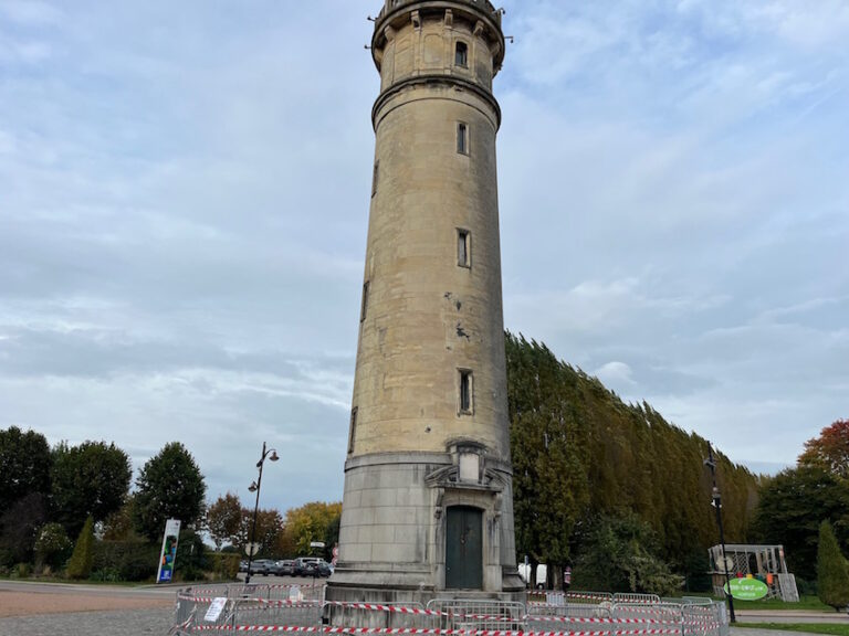 Honfleur : Le phare de l’hôpital est-il menacé ?