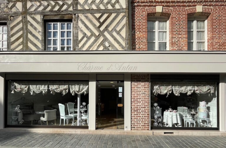 Nouveau à Honfleur, le salon de thé « Charme d’Antan » a ouvert ses portes…