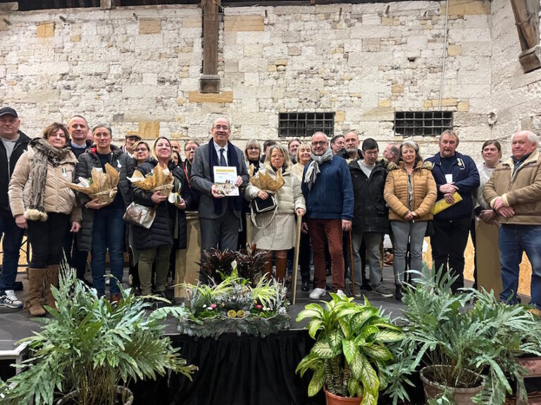 Honfleur : remise de médailles du travail au personnel communal et départ en retraite