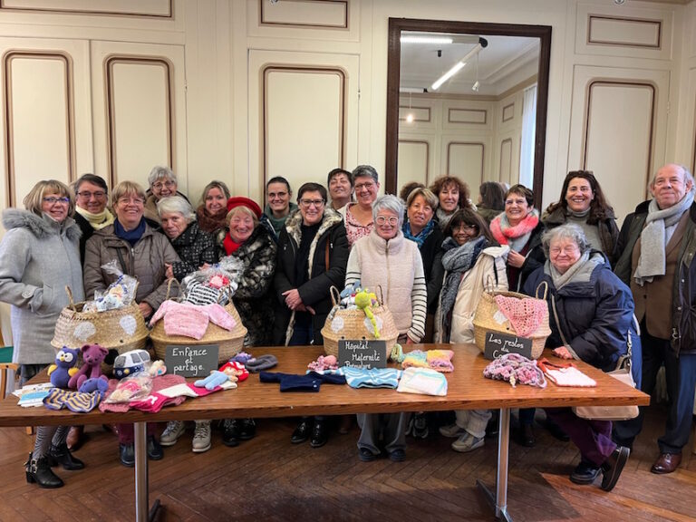 La Rivière Saint-Sauveur : des couturières au grand cœur offrent de jolis cadeaux aux enfants…